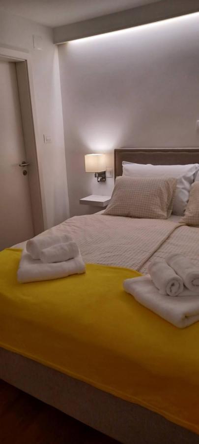 Studio Apartman Four Pearls Karlovac Eksteriør bilde