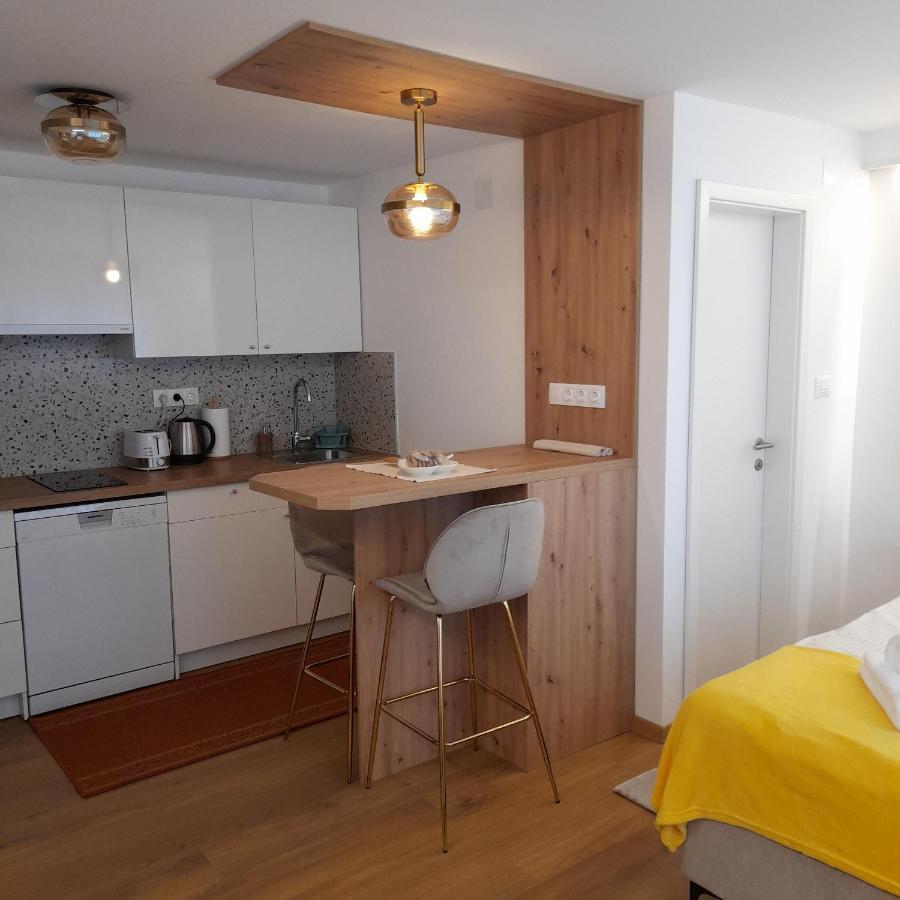 Studio Apartman Four Pearls Karlovac Eksteriør bilde